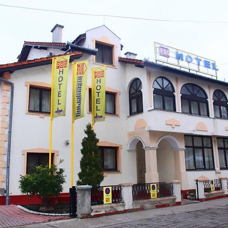 Garni Hotel Pbg Суботица Экстерьер фото