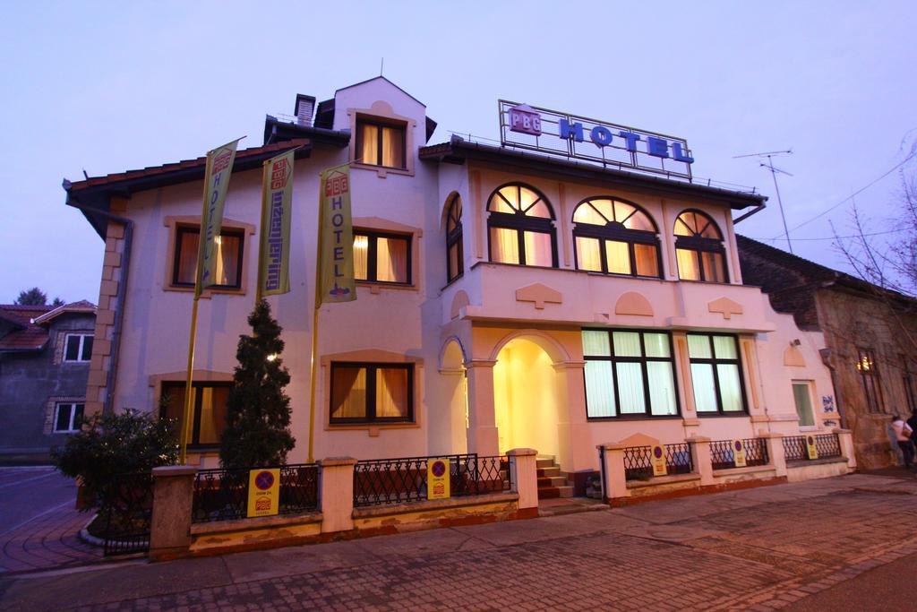 Garni Hotel Pbg Суботица Экстерьер фото